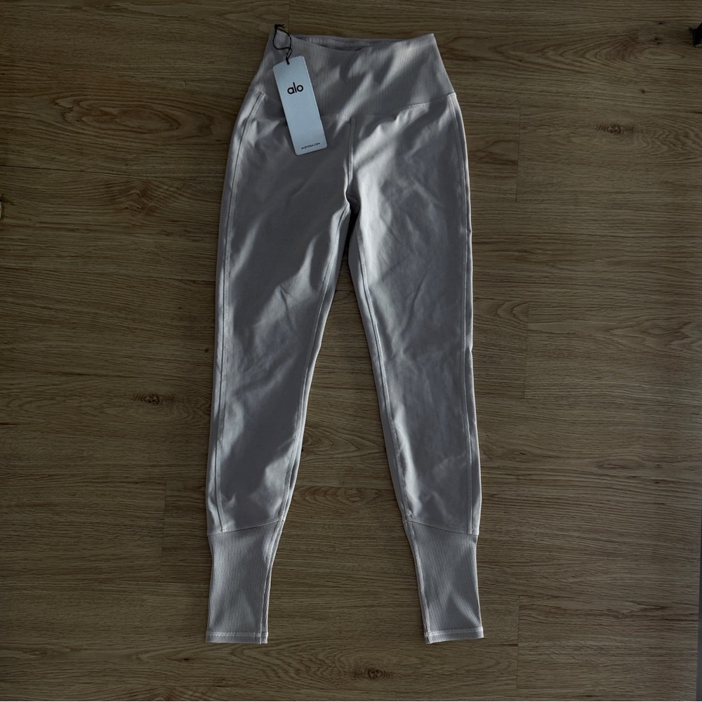 Alo Yoga Washed Alosoft High-Waist Lounge Legging in Grey Sky wash XS- worn once